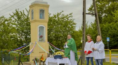 Nabożeństwo majowe 2016 - Parafia Polskie Łąki 