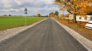 Droga gminna Bramka-Kawęcin