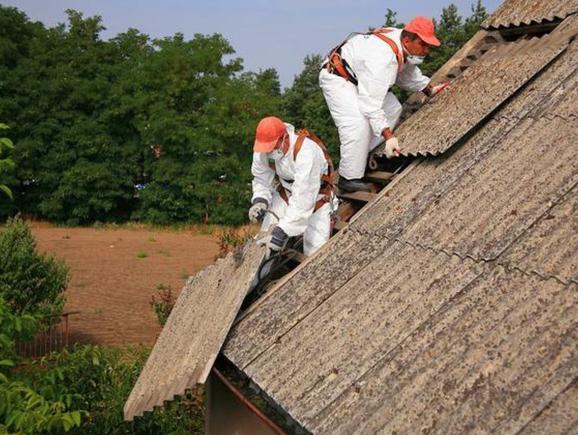 Można składać wnioski na demontaż, transport i utylizację wyrobów zawierających azbest