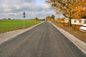 Droga gminna Bramka-Kawęcin