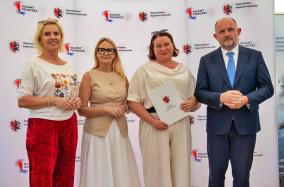 Nowe ogrodzenie boiska piłkarskiego w Przysiersku. Gmina Bukowiec pozyskała dofinansowanie