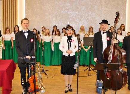 Święto Niepodległości w gminie Bukowiec. Była uroczysta msza święta i piękny koncert