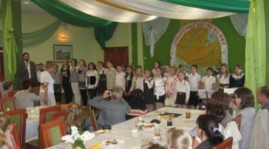 Uroczysta akademia z okazji Dnia Matki w Bukowcu 2011