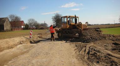 Remontujemy kolejną drogę gminną przy udziale środków unijnych 2012