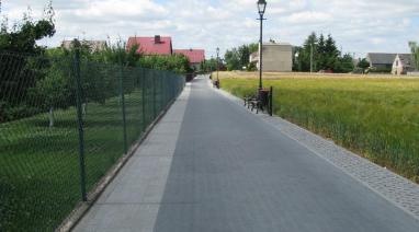 Przebudowa tzw. „deptaka” oraz odnowienie placu parkingowego przy ul. Dr Ceynowy w Bukowcu 2014