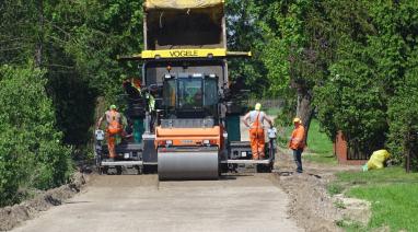 Trwają remonty dróg w gminie Bukowiec 2019