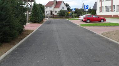 Gmina Bukowiec wysoko w dwóch październikowych rankingach samorządowych_droga w Korytowie
