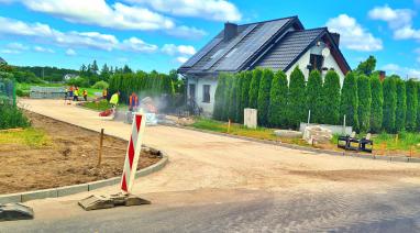 Rozpoczęły się prace przy budowie kolejnych dróg w gminie Bukowiec. Przedstawiamy aktualne informacje 2023
