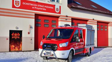 Dwa lekkie samochody ratowniczo-gaśnicze dla jednostek OSP w gminie Bukowiec. Pierwszy już jest w Przysiersku 2023