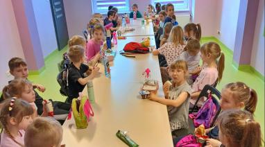 Dzieci nie mogą narzekać na nudę. Biblioteka w Bukowcu przygotowała atrakcje na ferie 2024
