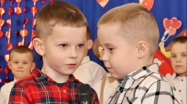 Dzień Babci i Dziadka w przedszkolu w Bukowcu. Fotorelacja z uroczystości 2025