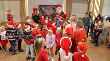 Mikołajki i kiermasz bożonarodzeniowy 2025