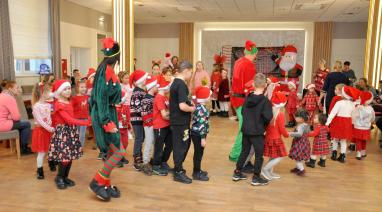 Mikołajki i kiermasz bożonarodzeniowy 2025