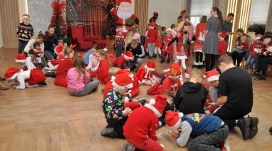 Mikołajki i kiermasz bożonarodzeniowy 2025