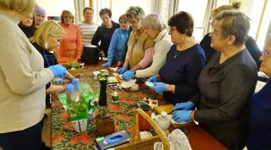 Było naprawdę smacznie. Warsztaty kulinarne w klubie seniora w Bukowcu 2025