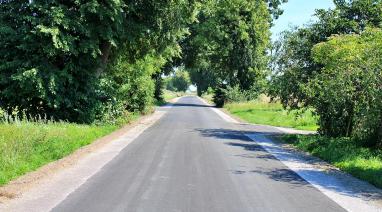 Droga z Gawrońca w kierunku Różanny